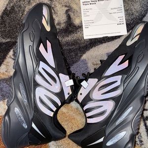 Yeezy “triple black” 700
